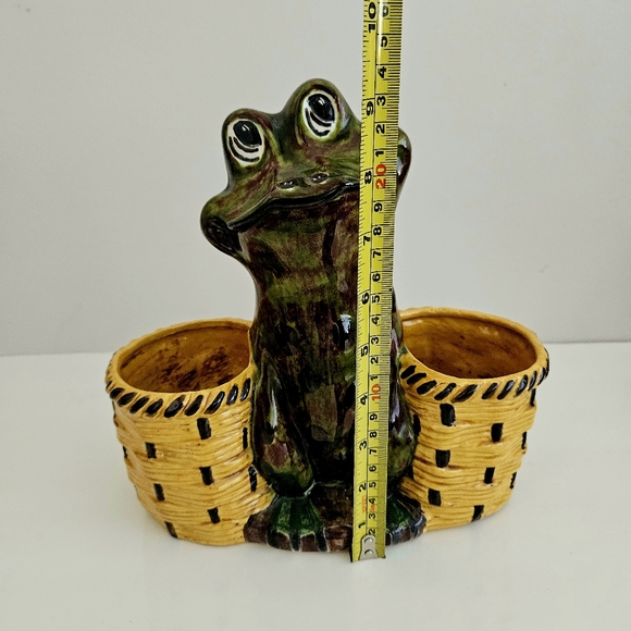 VTG 70's Ceramic Frog Planter - Picture 5 of 9